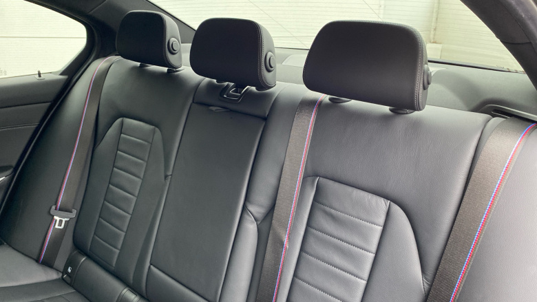 BMW 3 Series 330e M Sport 4dr Step Auto [Pro Pack] Saloon